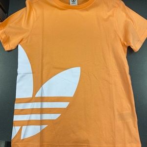 Girls t-shirt size Large/Women’s Small